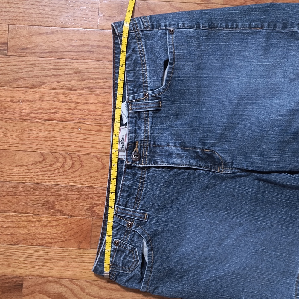 Pick 3/$10⭐ Levi Strauss stretch blue jean shorts, size women's/misses plus 16 - Picture 8 of 10